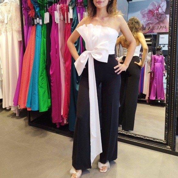 The Paula Richi Glam Satin Jumpsuit - Picture 2 of 2